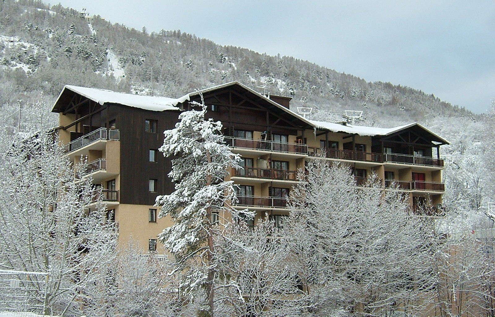 Ski climb apartment briancon